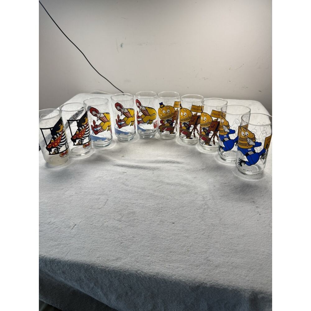 Vintage 1977 McDonaldland Action Series Glasses Lot of 10 McDonalds Characters - Picture 2 of 7
